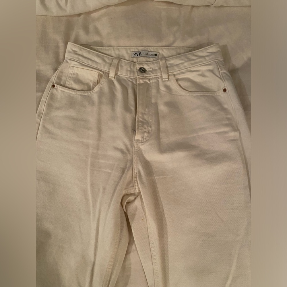 Zara white straight leg jeans size 8